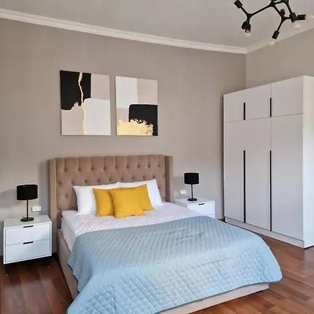 Soprano Krakivska 34 * Lviv